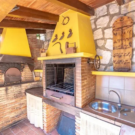 Villa Cubo's Ana Valtocado Alhaurín el Grande