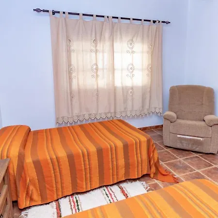 Cubo's Ana Valtocado Villa Alhaurín el Grande